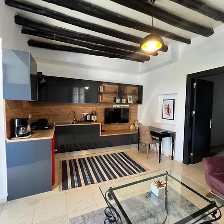 ホテル Dome Hotel & Casino Central Kyrenia ! キレニア