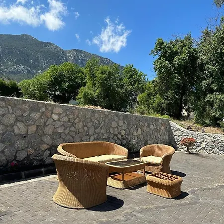 Dome Hotel & Casino Central Kyrenia ! 4* Кирения