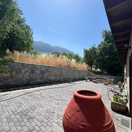 Dome Hotel & Casino Central Kyrenia !