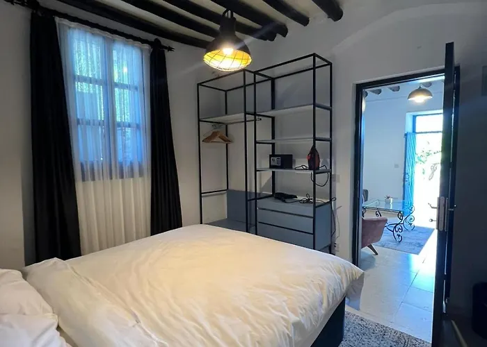 Dome Hotel & Casino Central Kyrenia ! キレニア