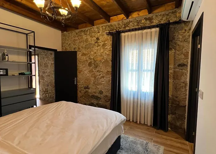 Dome Hotel & Casino Central Kyrenia ! ホテル