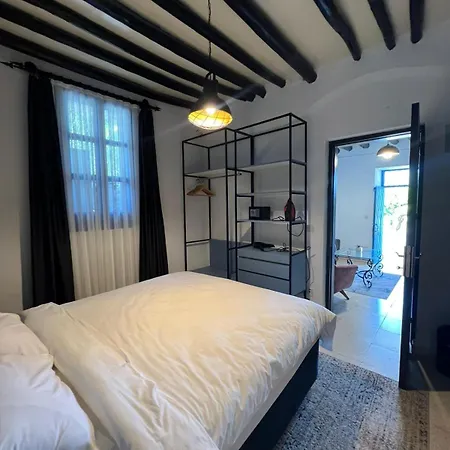 Dome Hotel & Casino Central Kyrenia ! Kirenia